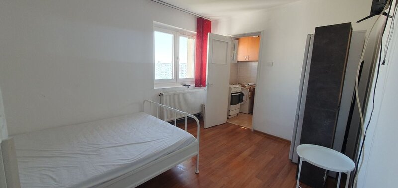 Titan, Bd. 1 Decembrie 1918, Postavarul, contract