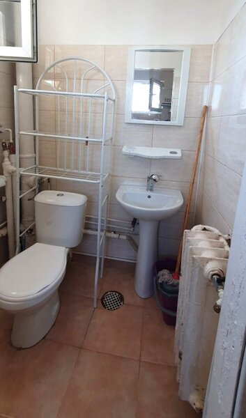 Titan, Bd. 1 Decembrie 1918, Postavarul, contract